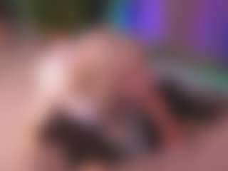 Bllowjoyy's Live Sex Cam Show