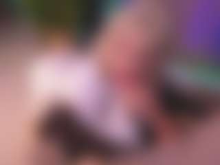 Bllowjoyy's Live Sex Cam Show