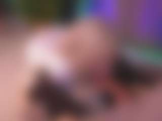 Bllowjoyy's Live Sex Cam Show