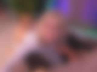 Bllowjoyy's Live Sex Cam Show