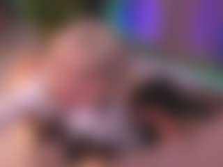 Bllowjoyy's Live Sex Cam Show