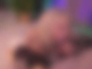 Bllowjoyy's Live Sex Cam Show