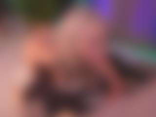 Bllowjoyy's Live Sex Cam Show