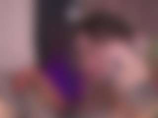 Bllowjoyy's Live Sex Cam Show