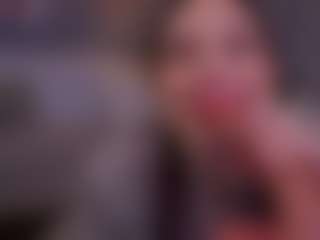 Bllowjoyy's Live Sex Cam Show