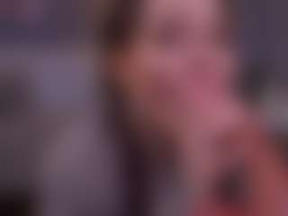 Bllowjoyy's Live Sex Cam Show