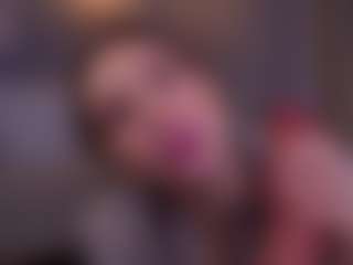 Bllowjoyy's Live Sex Cam Show