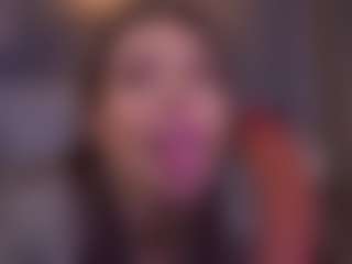 Bllowjoyy's Live Sex Cam Show