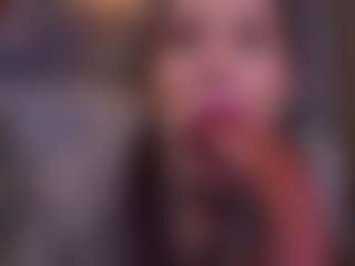 Bllowjoyy's Live Sex Cam Show