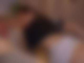 Bllowjoyy's Live Sex Cam Show