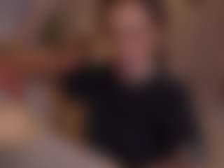 Bllowjoyy's Live Sex Cam Show
