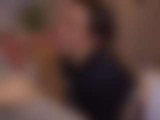 Bllowjoyy's Live Sex Cam Show
