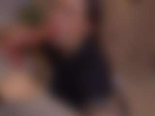 Bllowjoyy's Live Sex Cam Show