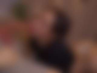 Bllowjoyy's Live Sex Cam Show
