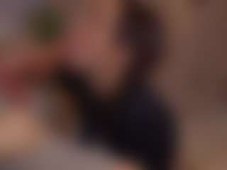 Live cam show with Bllowjoyy - Big Ass Big Tits on Camsoda