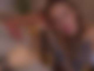 Bllowjoyy's Live Sex Cam Show