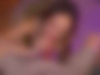 Live cam show with Bllowjoyy - Strip BBW on Camsoda