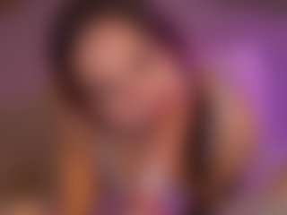 Bllowjoyy's Live Sex Cam Show