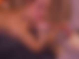 Bllowjoyy's Live Sex Cam Show
