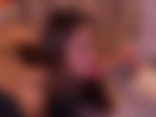Bllowjoyy's Live Sex Cam Show