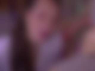 Bllowjoyy's Live Sex Cam Show