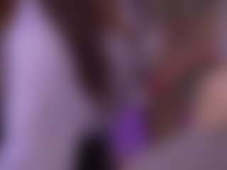 Bllowjoyy's Live Sex Cam Show
