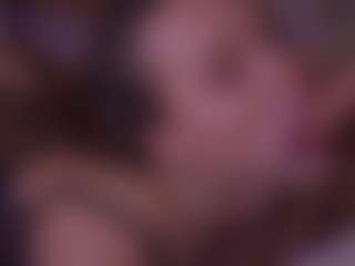Bllowjoyy's Live Sex Cam Show