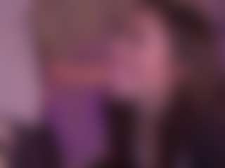 Bllowjoyy's Live Sex Cam Show