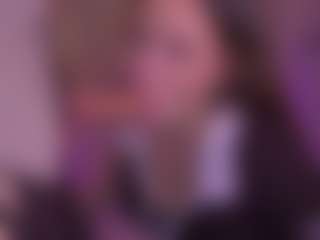 Bllowjoyy's Live Sex Cam Show