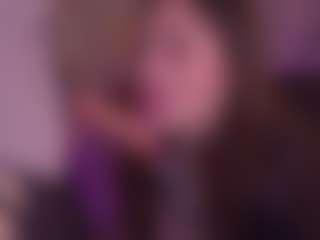 Bllowjoyy's Live Sex Cam Show