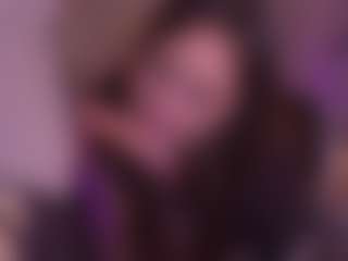 Bllowjoyy's Live Sex Cam Show