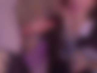 Bllowjoyy's Live Sex Cam Show