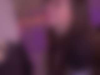 Bllowjoyy's Live Sex Cam Show
