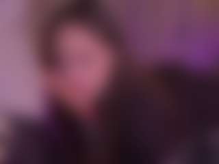 Bllowjoyy's Live Sex Cam Show
