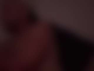 Live cam show with Kinkystar - Brown Eyes on Fapmatic.com