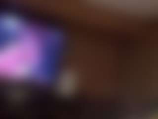 Live cam show with Kinkystar - Tease on liverealitysex.com