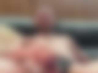 Live cam show with Kinkystar - White on pussylord.com