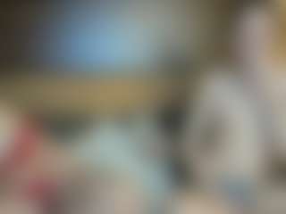 Live cam show with RoxySnowey - Squirt on Camsoda
