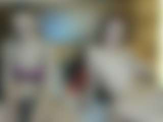 Live cam show with RoxySnowey - Lovense on Camming Site
