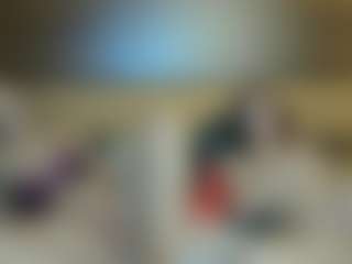 Live cam show with RoxySnowey - Brown Eyes on Camsoda