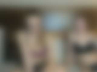 RoxySnowey's Live Sex Cam Show