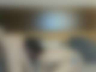 RoxySnowey's Live Sex Cam Show