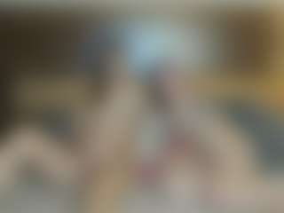 RoxySnowey's Live Sex Cam Show