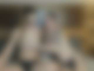 RoxySnowey's Live Sex Cam Show