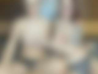 RoxySnowey's Live Sex Cam Show