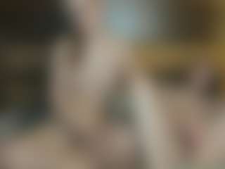 Live cam show with RoxySnowey - Cum on Camsoda