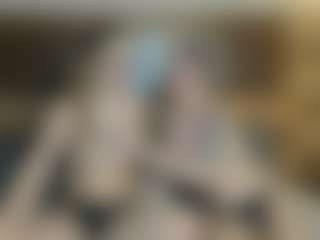 RoxySnowey's Live Sex Cam Show