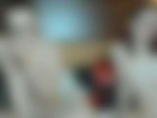 Live cam show with RoxySnowey - Moaning on Camming Site