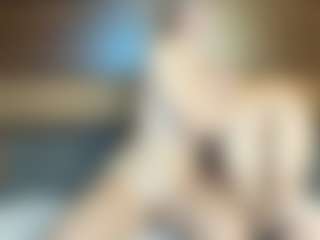 Live cam show with RoxySnowey - Orgasm on Gym Cam Girls