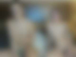 Live cam show with RoxySnowey - Toys on UwU Esports